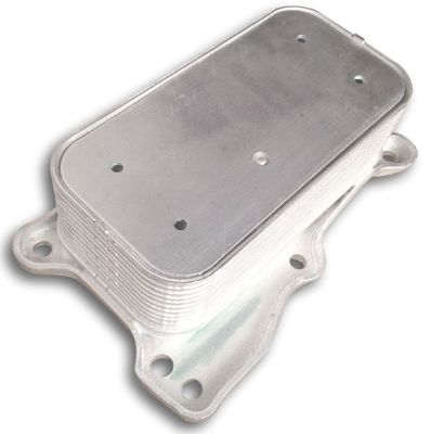 2721880001 อะไหล่เครื่องยนต์ เครื่องเย็นน้ํามันสําหรับ MERCEDES-BENZ