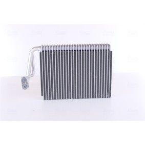 Mercedes Benz 2208300758 ออโต้ AC และไฟฟ้าอะไหล่ เครื่องปรับอากาศ Evaporator